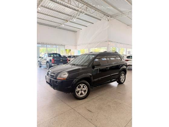 HYUNDAI TUCSON 2.0 MPFI GL 16V 142CV 2WD GASOLINA 4P MANUAL
